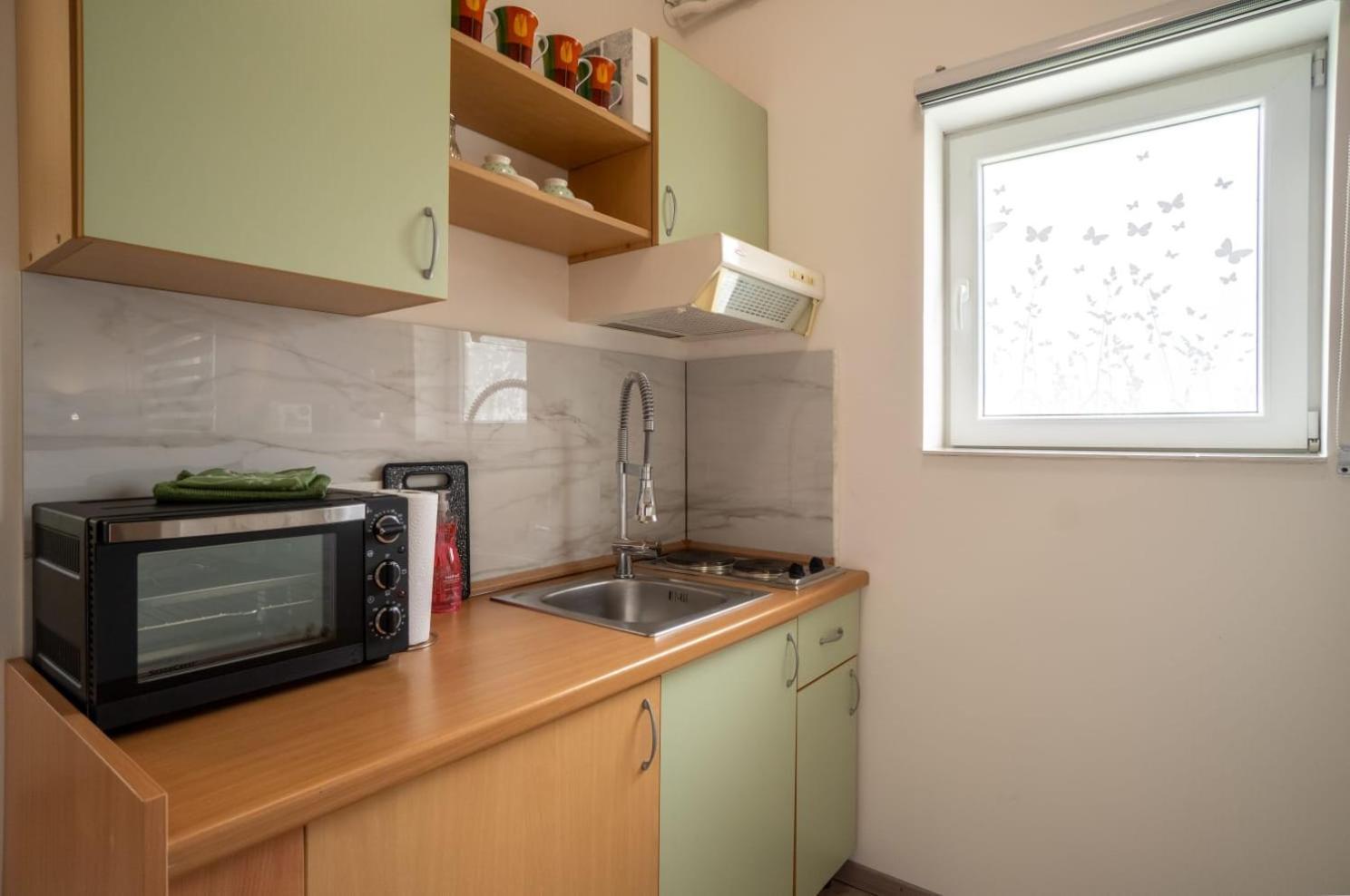 Apartman Mihovil Госпич Экстерьер фото